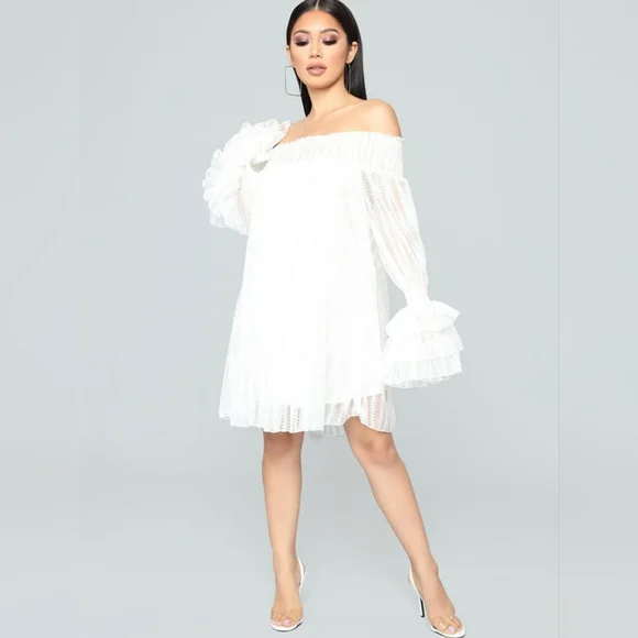 CQ by CQ Lace White Off-Shoulder Ruffle Bell Sleeve Romantic Mini Dress Sz M - Picture 4 of 8